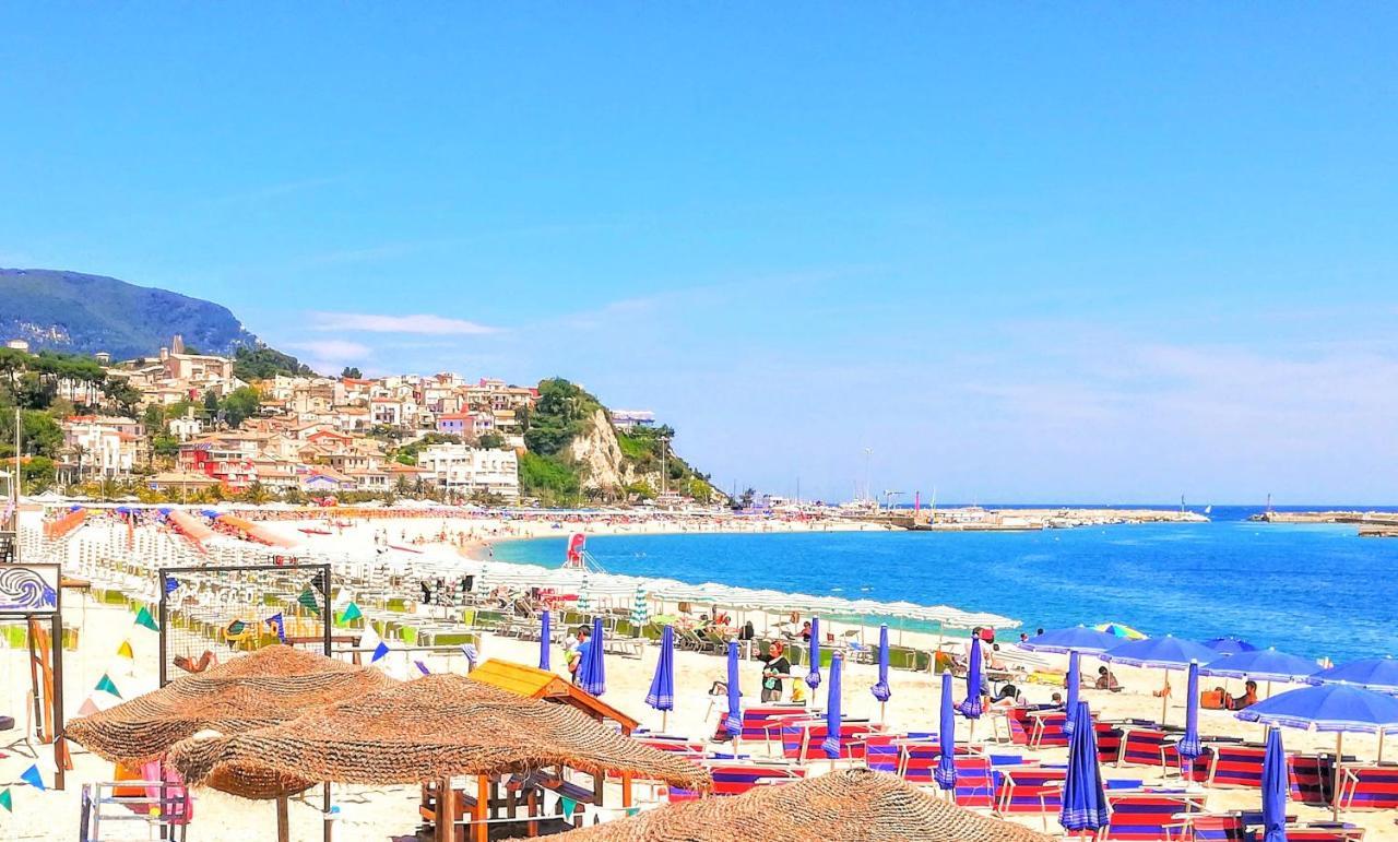 Agriturismo Rosa Antica Monte San Vito Eksteriør billede